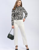 Madame Solid White Straight Fit Trousers